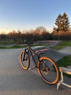 Dirt bike OctaneOne Zircus 