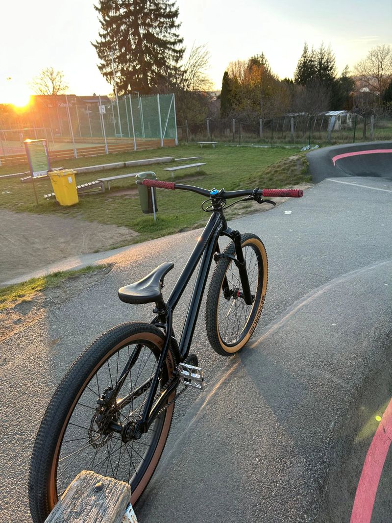 Dirt bike OctaneOne Zircus 