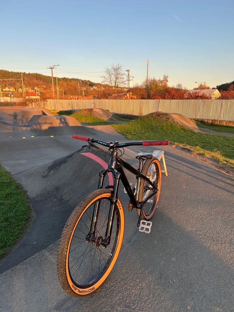 Dirt bike OctaneOne Zircus 