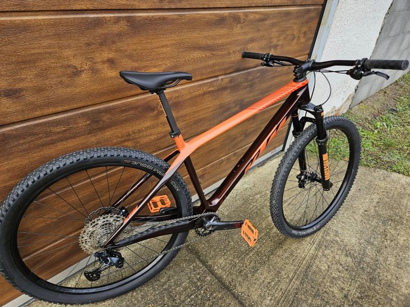 KTM Myroon Exonic 2024