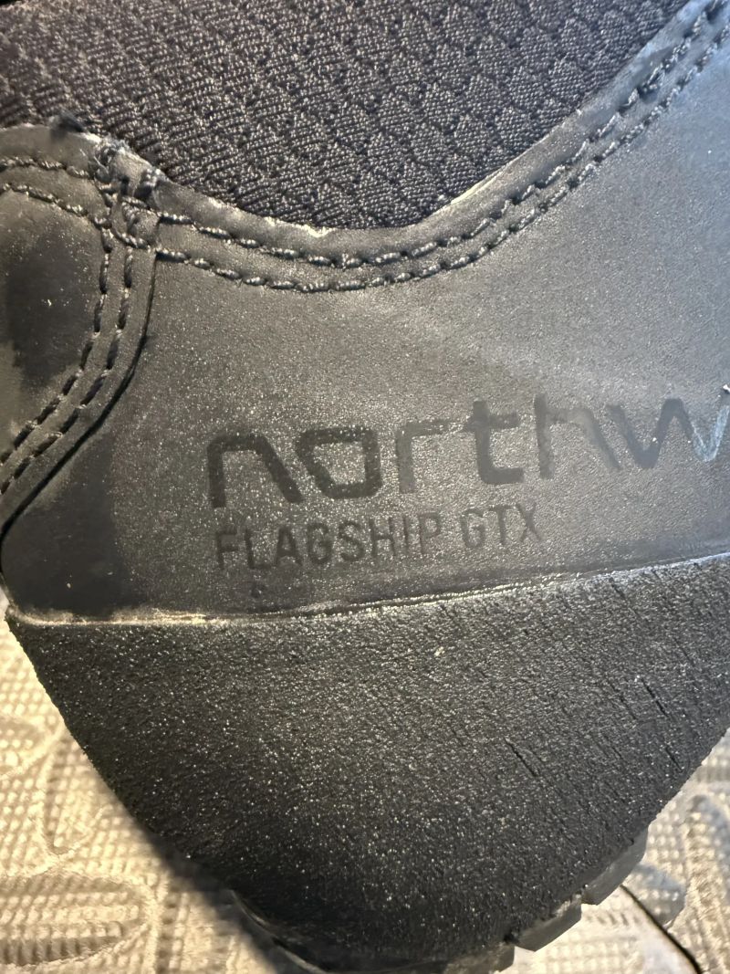 MTB zimní tretry Northwave Flagship GTX, vel. 43, délka stélky 27,7 cm TOP STAV