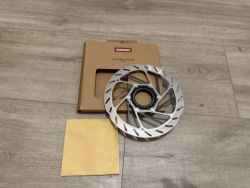 2x Brzdové kotouče Sram HS2 180mm + 160mm + 2x center lock matice