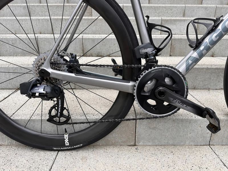 Argon 18 Gallium Disc, SRAM FORCE/RED, ENVE 45, 3T - TOP STAV