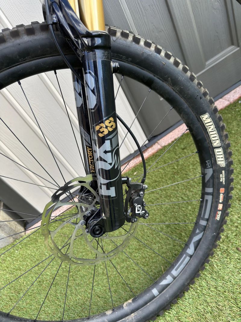 Radon Radon Swoop 10.0 HD Vel.M