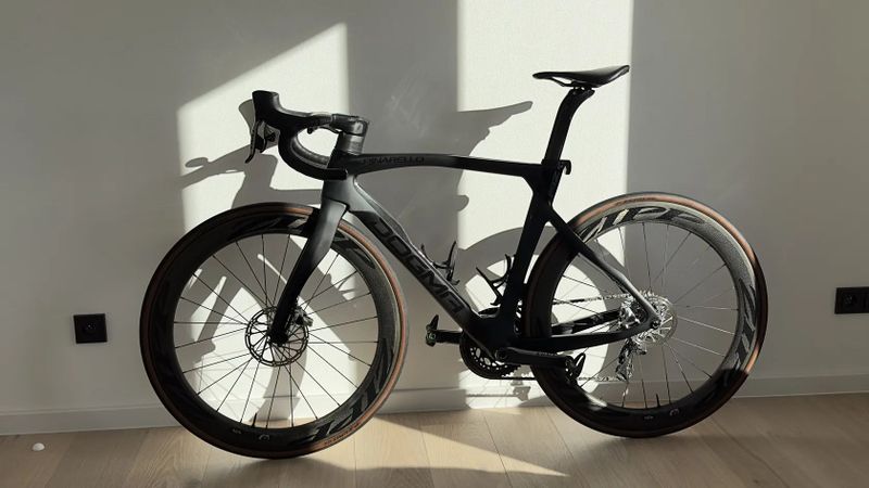 Pinarello Dogma F12, vel. 53