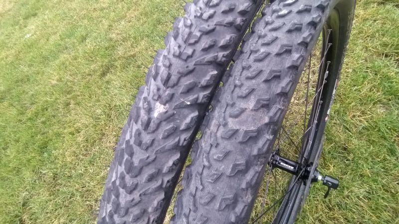 zapletená kola YYZYX USA