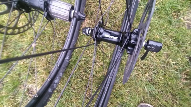 zapletená kola YYZYX USA