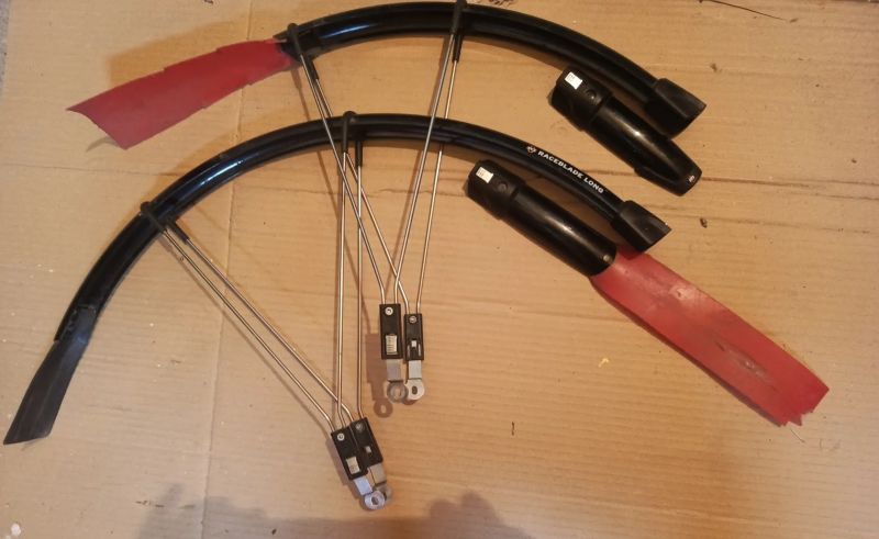 Zcela funkční cyklosoučástky