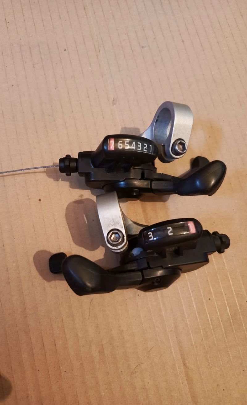 Zcela funkční cyklosoučástky