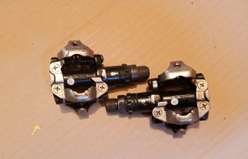 Zcela funkční cyklosoučástky