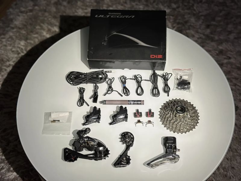 Sada Shimano Ultegra, 8070 Di2 2x11