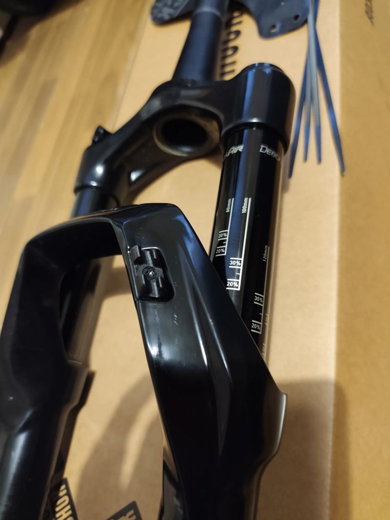 Vidlice RockShox Recon Gold RL - stav nové 