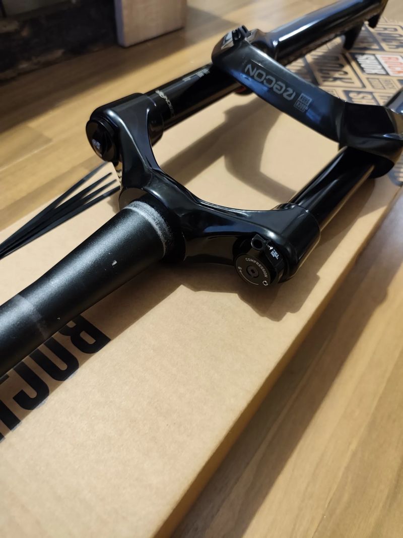 Vidlice RockShox Recon Gold RL - stav nové 