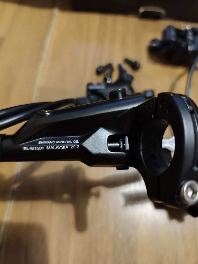 Brzdy Shimano BL-MT501 + BR-MT500 sada - stav nových 