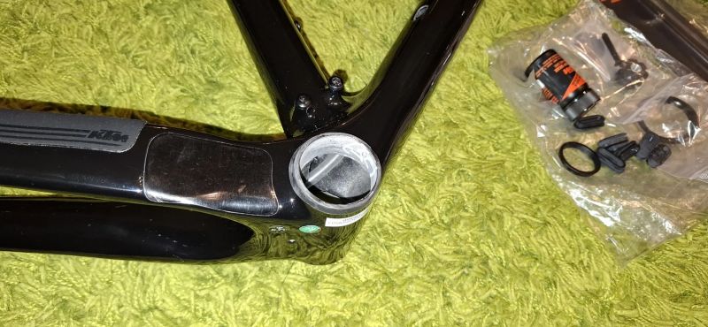 KTM Myroon + FOX 32 Float SC Performance 100 mm, vel. M