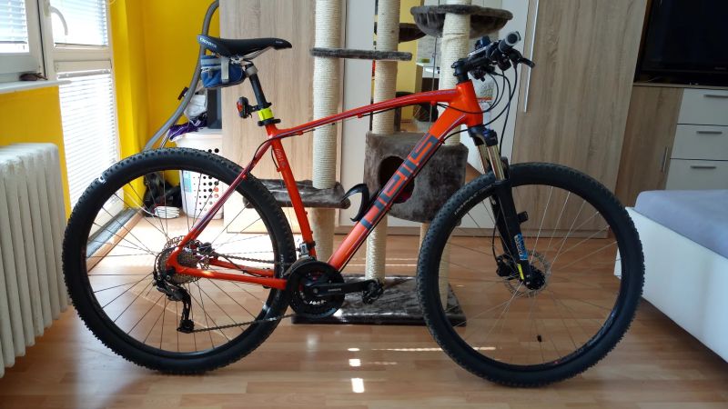 Pells Pells Razzer First 9