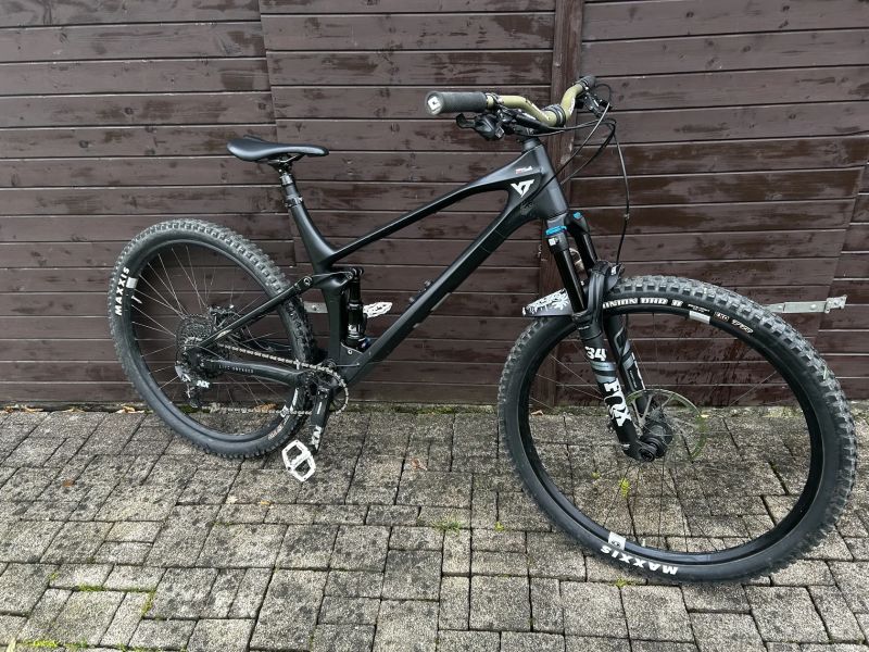 YT Industries Izzo Core 2