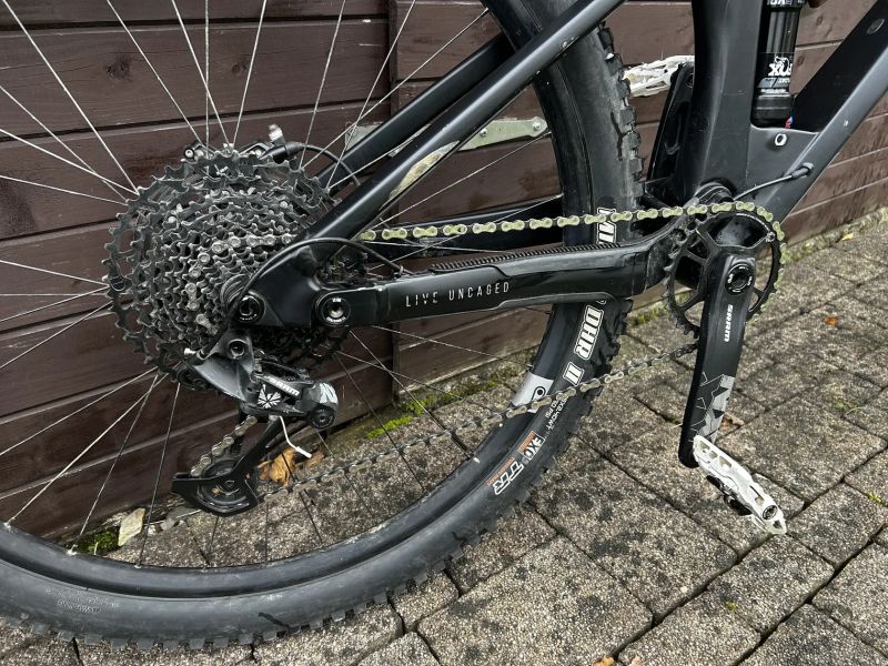 YT Industries Izzo Core 2