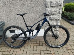 Nové trailové kolo GT Sensor ST Carbon Pro vel.M 