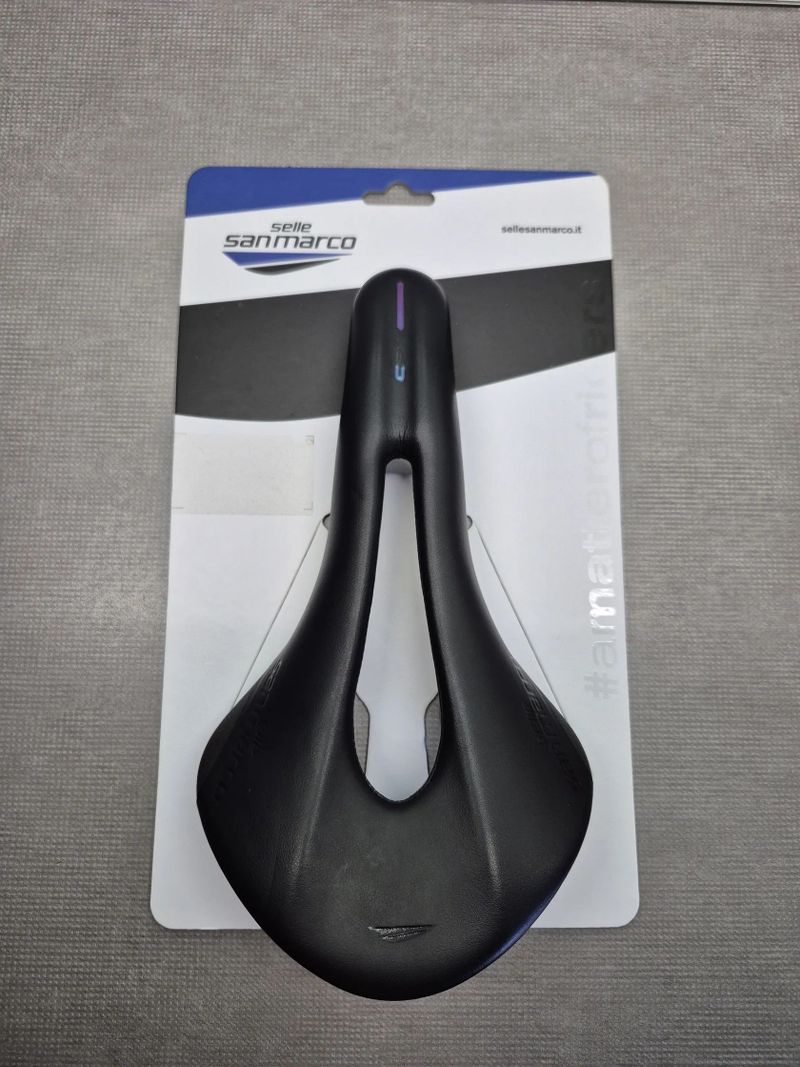 Karbonové sedlo Selle San Marco FX 150g