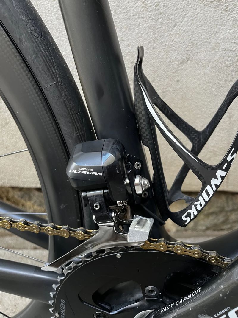 Specialized Tarmac Pro Disc – karbon – Ultegra Di2 – + Mavic kola (kotouče + kazeta) – TOP stav