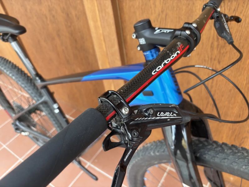 GIANT XTC 29 1.5 vel. M - KARBONOVÝ SPECIÁL - SRAM 1x12 - váha 8,9 kg