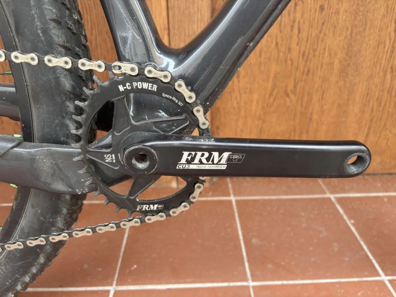 GIANT XTC 29 1.5 vel. M - KARBONOVÝ SPECIÁL - SRAM 1x12 - váha 8,9 kg