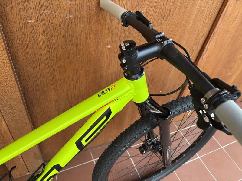 SUPERIOR FLY 27 - závodní úprava - SHIMANO SLX 1x11 - hmotnost 