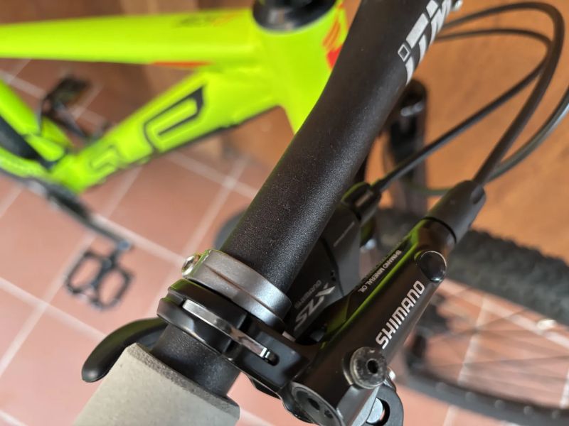 SUPERIOR FLY 27 - závodní úprava - SHIMANO SLX 1x11 - hmotnost 