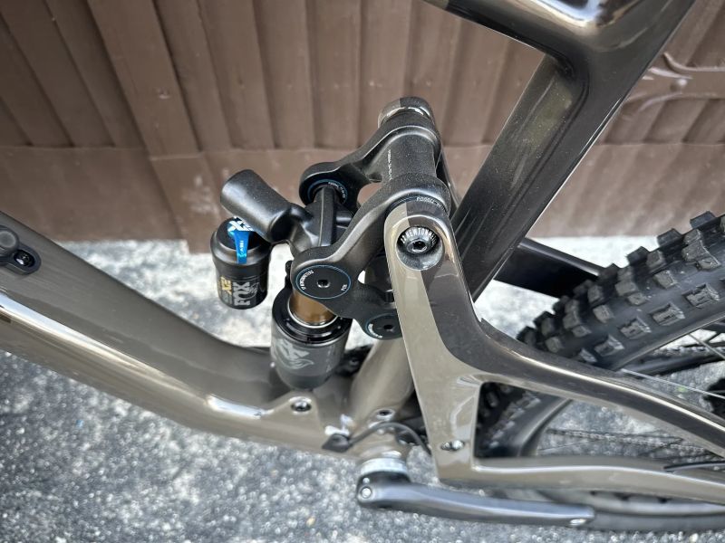 Ghost RIOT AM CF FULL PARTY, 0 KM, ROK 2024, VEL . XL