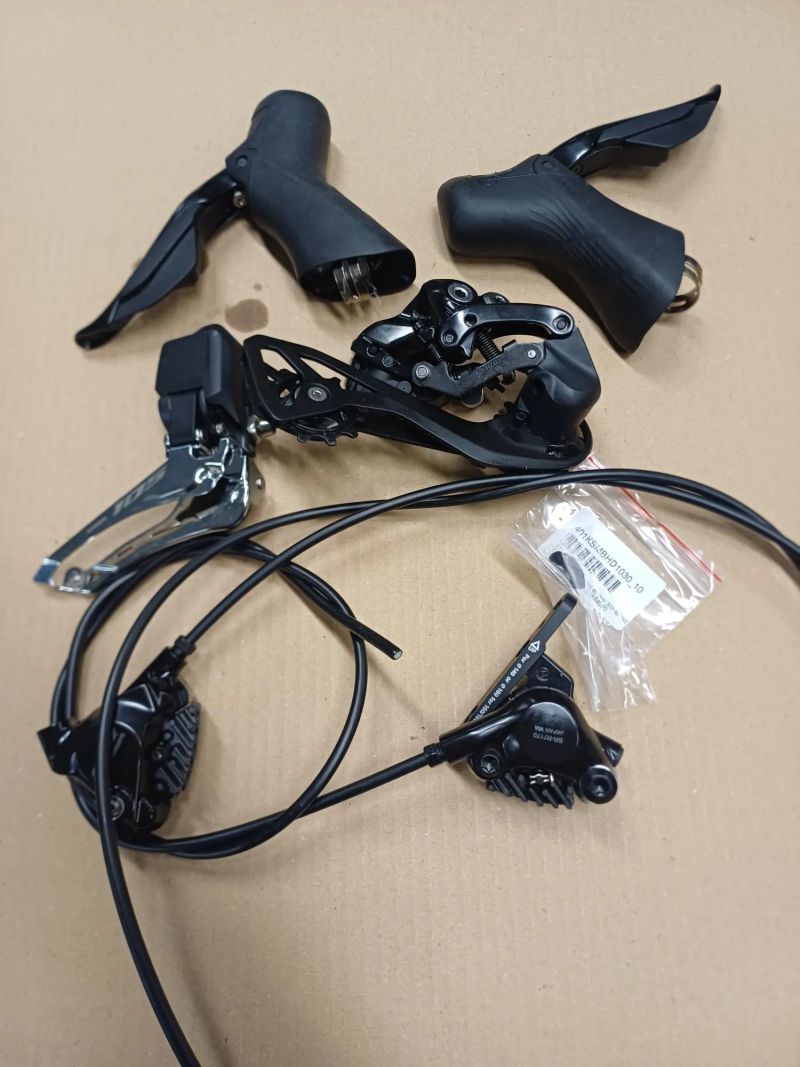 Shimano 105 Di2 šatr, smyk páky