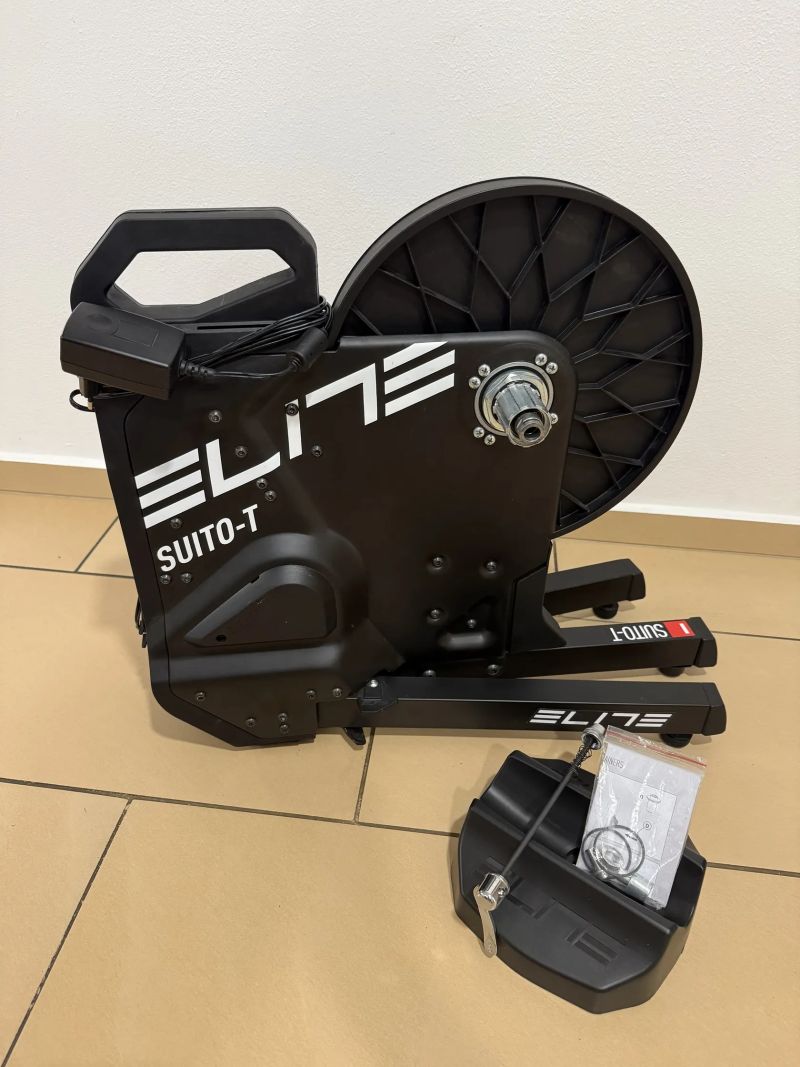 Cyklo trenažér Smart elite Suito