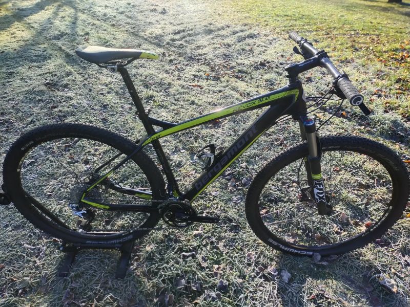 KARBONOVÉ HORSKÉ KOLO , FOX, SHIMANO XT