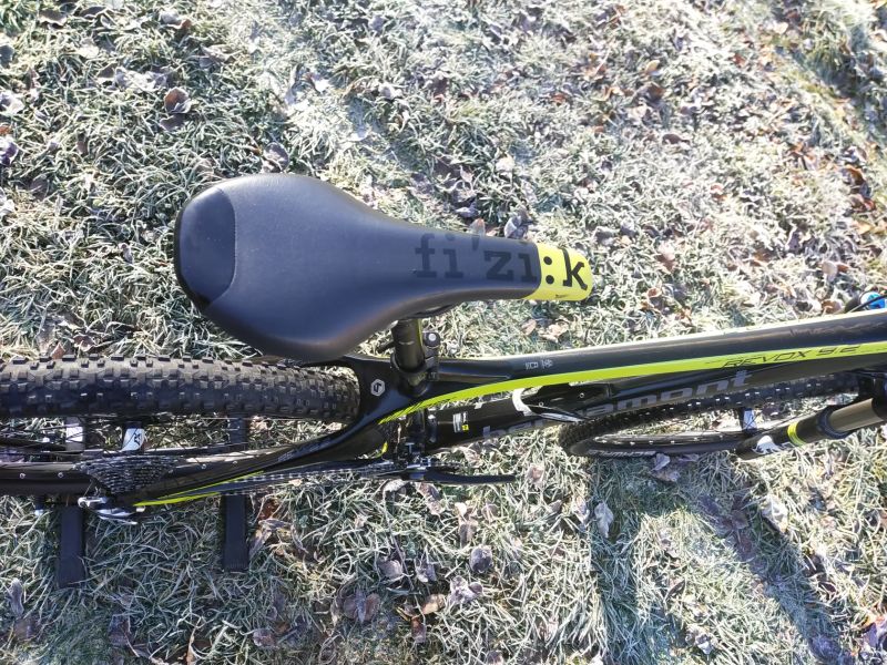 KARBONOVÉ HORSKÉ KOLO , FOX, SHIMANO XT