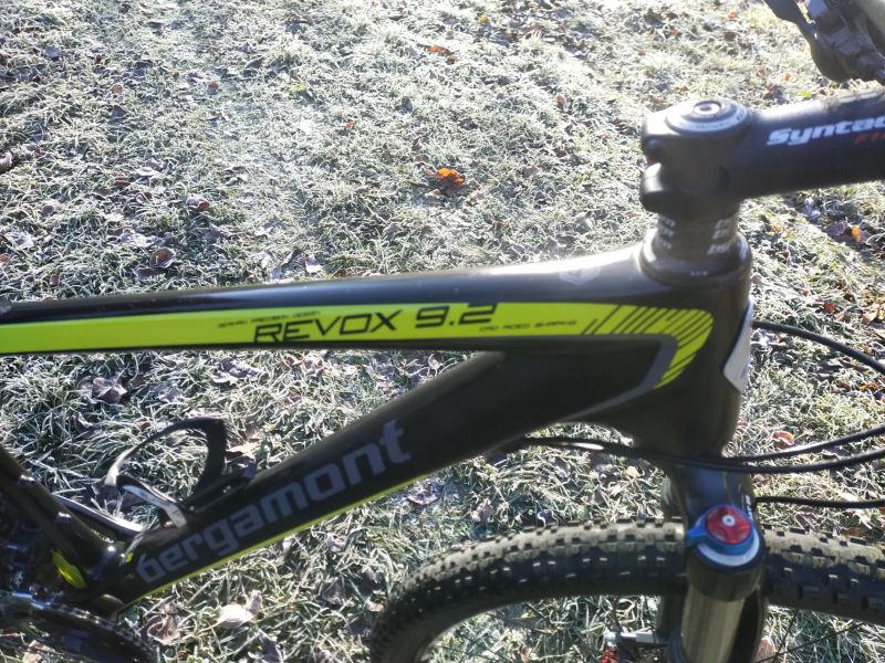 KARBONOVÉ HORSKÉ KOLO , FOX, SHIMANO XT