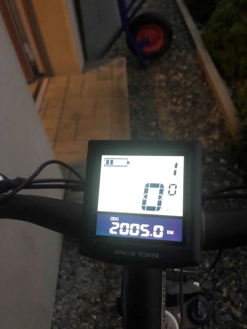 Přestavba na elektrokolo Apache