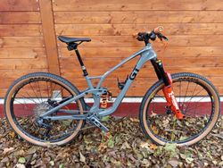 GT Sensor Elite carbon vel. M