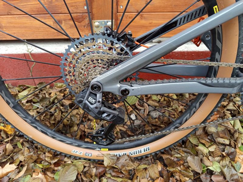 GT Sensor Elite carbon vel. M