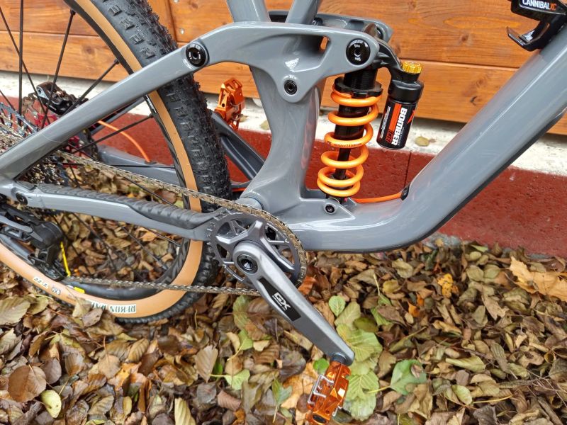 GT Sensor Elite carbon vel. M