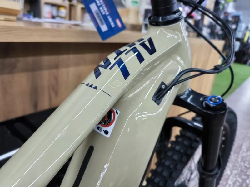 !!!NOVÝ!!! Haibike ALLMTN 3, Yamaha PW-X3, 720Wh, velikost M 