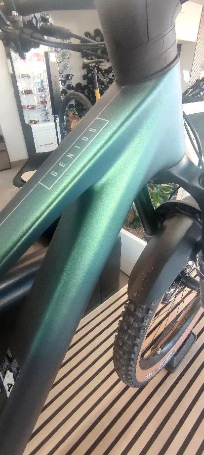 Prodám nové trailové karbonové celoodpružené kolo zn. Scott Genius 910 vel. M 