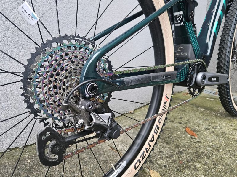 Factor Factor Lando XC