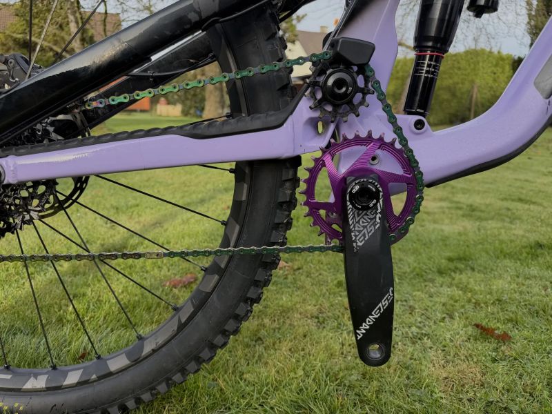 GT GT Force Carbon PRO