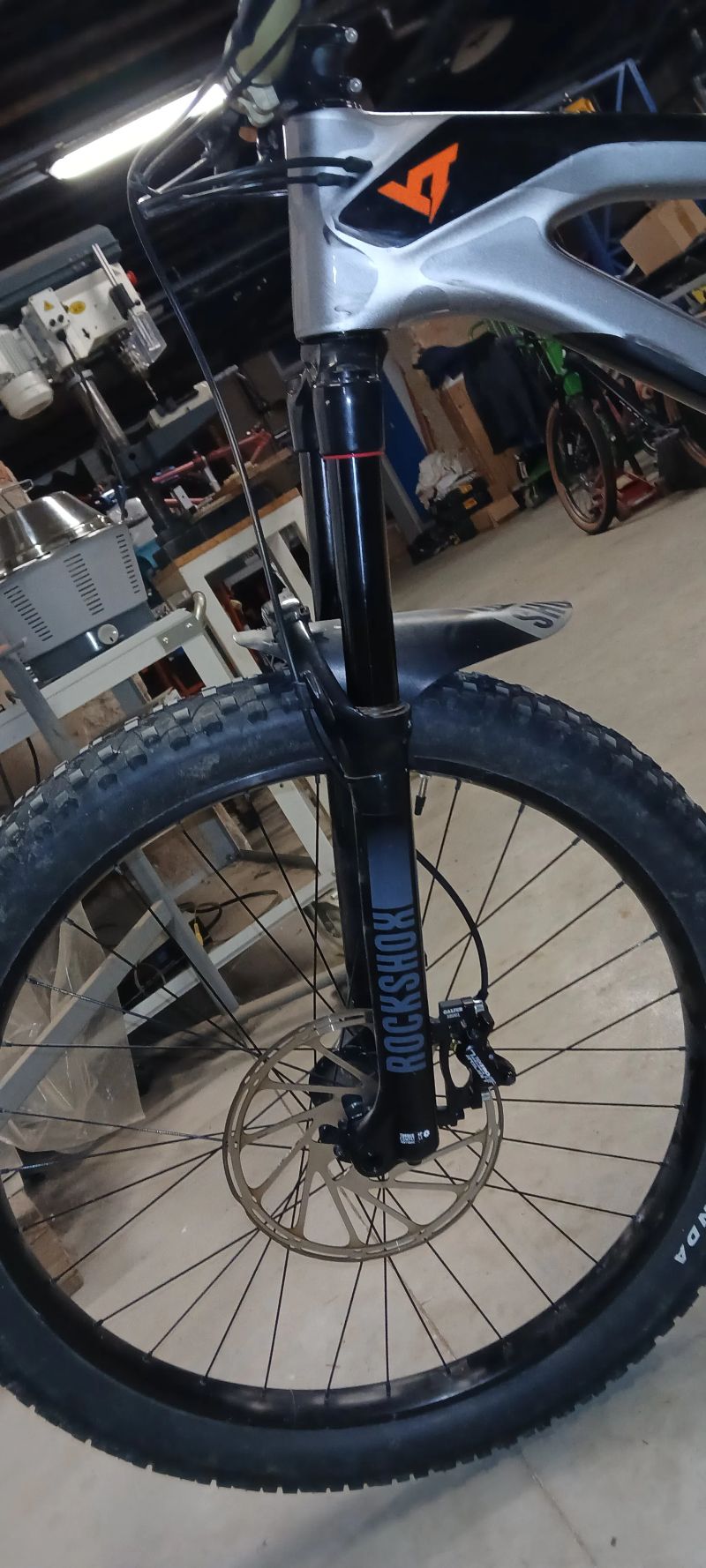 Celoodpružené enduro kolo YT Capra - Pro Race karbonový rám