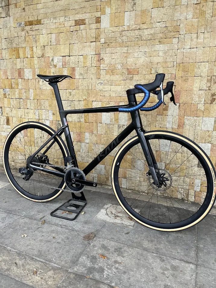 Isaac Boson Force AXS