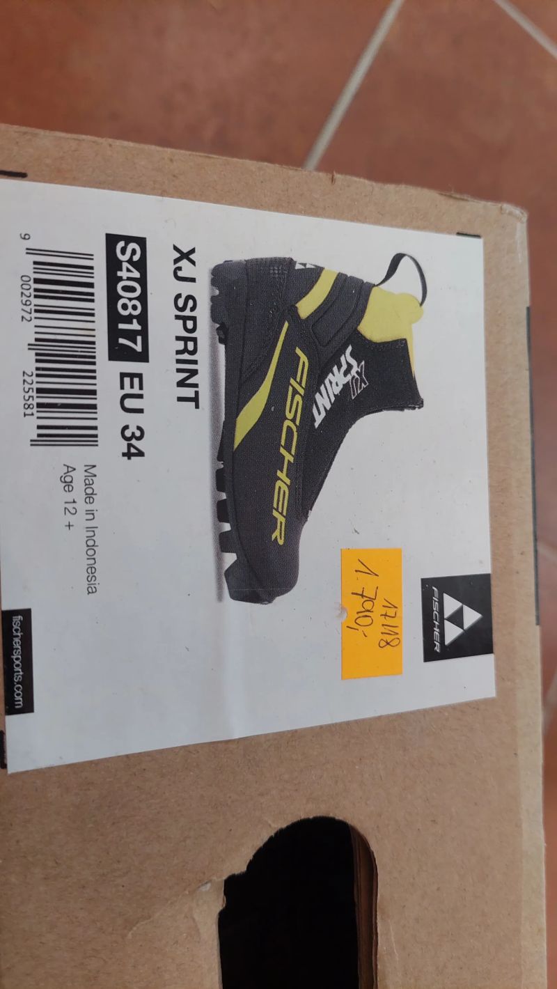 Dětské boty na běžky, sotva použité