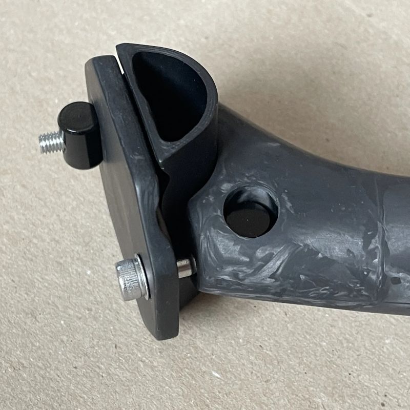 Elitaone karbonová sedlovka 30,9mm 400mm offset 20mm