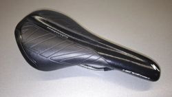 sedlo Specialized henge expert TI