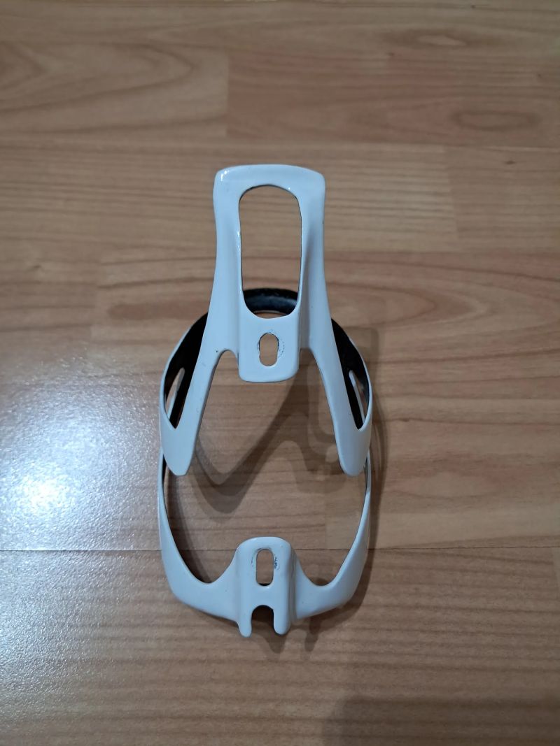 Karbonový košík na lahev EC90