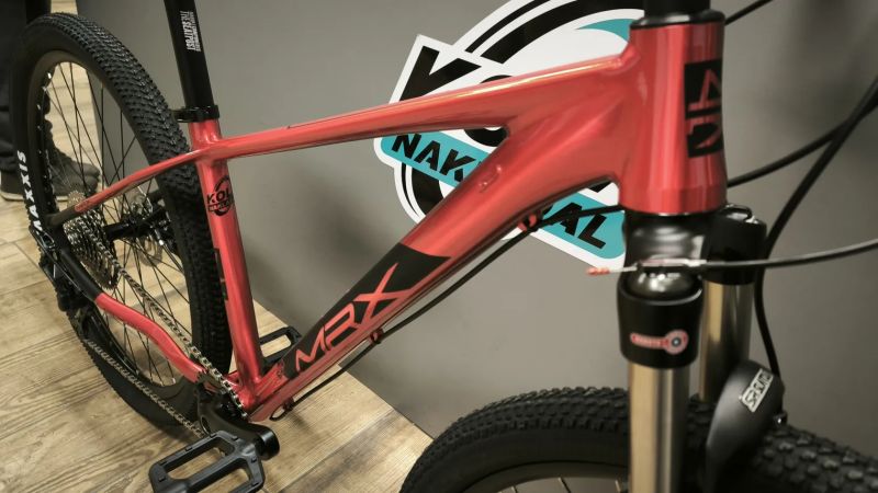 MRX XCR 27 1x10 2025 červeno-černý